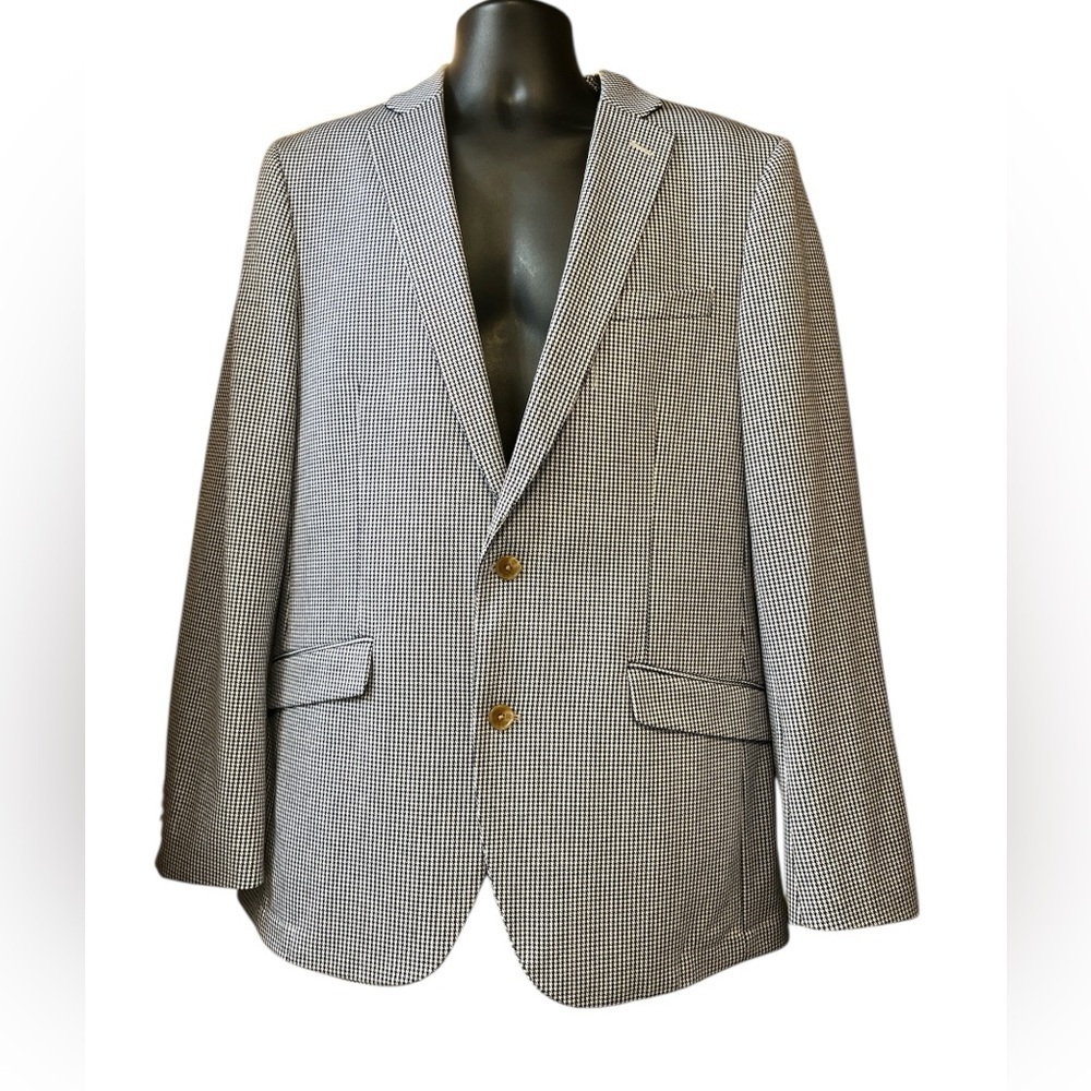 The Savile Row Lightweight Navy & White Houndstooth Men's Blazer Size 42L